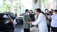 Gibran menemui Anies yang tengah berada di Solo pada Selasa (15/11/2022) sekitar pukul 07.30 WIB di Hotel Novotel Solo. (Foto dikirim Ketua DPP NasDem Willy Aditya). 