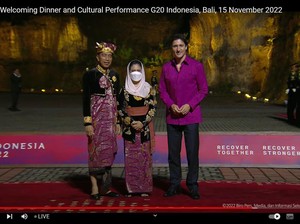 PM Kanada hingga Presiden FIFA Makan Malam Bareng Jokowi di GWK Pakai Batik