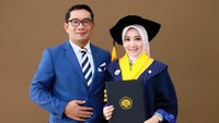Penelitian Atalia fokus dengan program Sekoper Cinta. Program ini adalah kebijakan Dinas Pemberdayaan Perempuan Perlindungan Anak dan Keluarga Berencana (DP3AKB) Provinsi Jawa Barat. Foto: Instagram/Atalia Praratya
