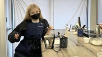 Sejak lama, Rosé sering memamerkan aktivitasnya saat belajar baking di Instagram. Ia datang ke studio baking dan mengikuti materi pembuatan kue secara serius.  