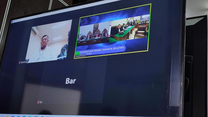 Sidang online Eks Presiden ACT Ahyudin di PN Jaksel