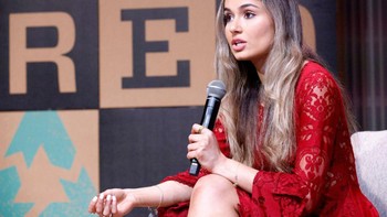 Kianni mulai tertarik soal iklim saat dia di sekolah menengah di Iran. Suatu malam, dia melihat bintang tampak pucat karena diselumuti asap polusi. itu adalah sinyal bahwa dunia kita menjadi panas secara mengerikan, katanya. Foto: Getty Images