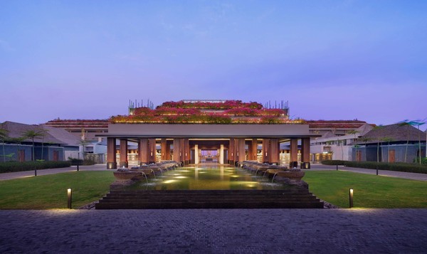 Hotel The Apurva Kempinski dapat disebut sebagai hotel baru karena dibuka 3 tahun lalu. Hotel ini dibangun sebagai tempat para tamu beristirahat namun juga dilengkapi fasilitas MICE yang lengkap, termasuk untuk perhelatan KTT G20. Foto: dok. Kempinski Hotel The Apurva Kempinski dapat disebut sebagai hotel baru karena dibuka 3 tahun lalu. Hotel ini dibangun sebagai tempat para tamu beristirahat namun juga dilengkapi fasilitas MICE yang lengkap, termasuk untuk perhelatan KTT G20. Foto: dok. Kempinski