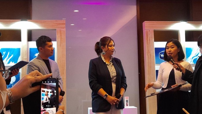 Tips Kulit Sehat Ala Affi Assegaf, Glowing Bak ABG di Usia 40-an