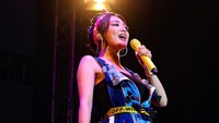 Makasih keseruannya tmn2 yg ud dateng dan keringetan bareng, tulis Wika Salim dalam caption unggahan di Instagram. (Foto: dok Instagram)