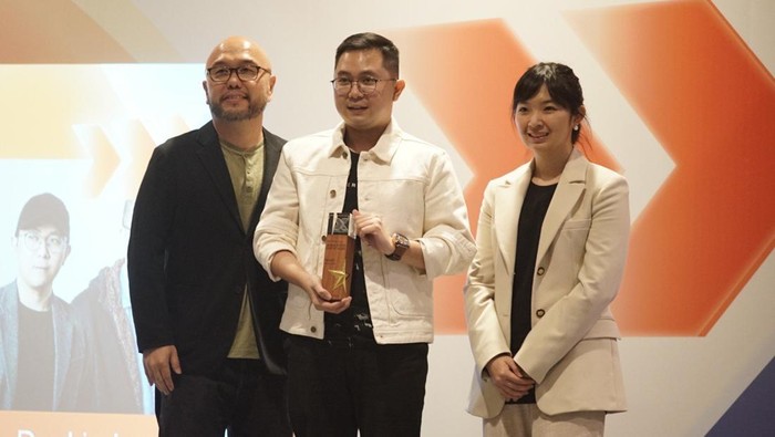 Ajang Penghargaan Asia Star 10x10 2022