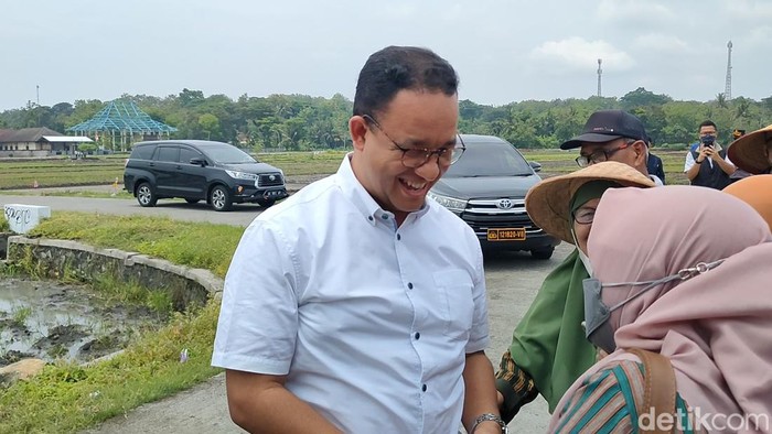 Anies Baswedan di Sentolo, Kulon Progo, Rabu (16/11/2022).
