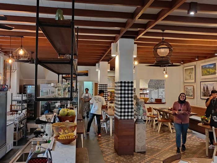 Art Cafe Bumbu Bali, kafe tempat nongkrong PM Kanada Justin Trudeau dan PM Inggris Rishi Sunak.