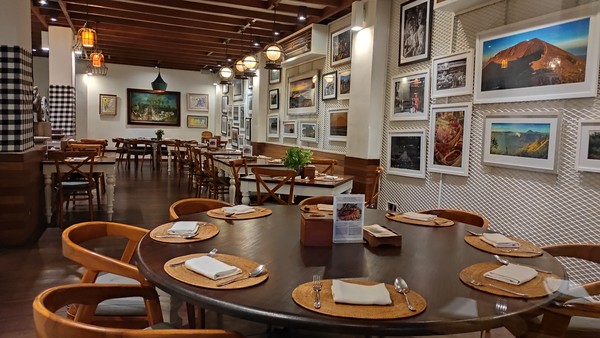 Suasana kafe ini terbilang tenang dan terkesan homey. Foto: I Wayan Sui Suadnyana/detikBali
