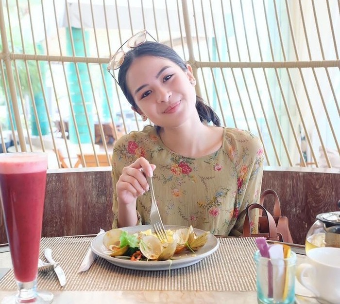 Galeri Maudy Ayunda Galeri Maudy Ayunda