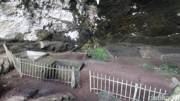 Gua Braholo di Kabupaten Gunungkidul menjadi salah satu Cagar Budaya Nasional Kategori Situs di Indonesia. Foto diambil Rabu (16/11/2022).