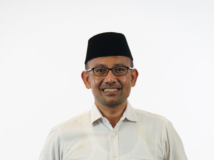 Guru Besar dan Rektor UIN Sunan Ampel Surabaya Akh. Muzakki