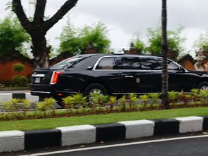 Detik-detik Pengawalan Ketat Joe Biden saat Tinggalkan Bali