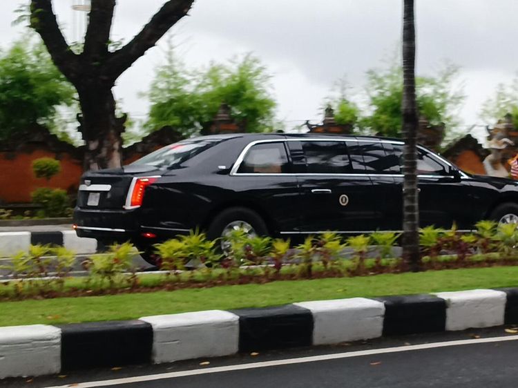 Detik-detik Pengawalan Ketat Joe Biden saat Tinggalkan Bali