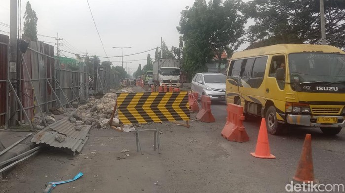 Jembatan Plaosan Lamongan