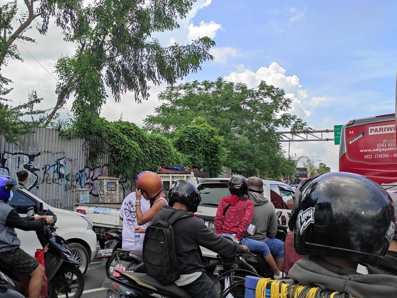 Kemacetan parah di Jalan Sunset Road, tepatnya menuju Simpang Dewa Ruci di Kecamatan Kuta Kabupaten Badung, Bali, Rabu (16/11/2022).