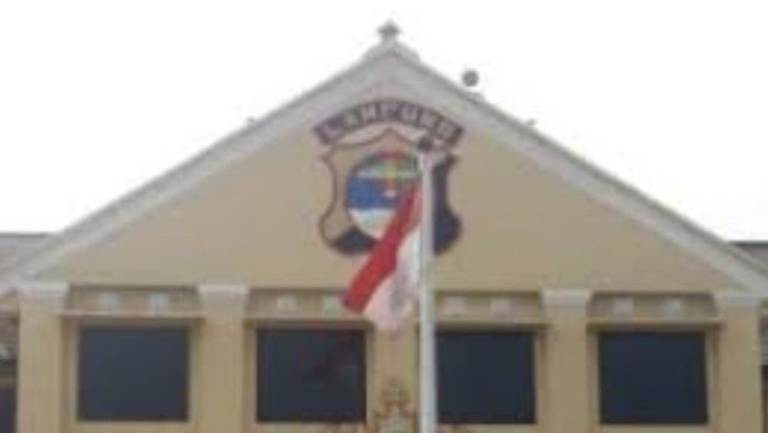 Mapolda Lampung lama yang berlokasi Teluk Bandar Lampung (dok Polda Lampung)