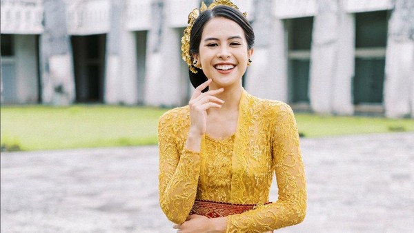 Foto: Maudy Ayunda Anggun Berkebaya Mustard di Welcoming Dinner G20 Bali