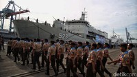 Sai Tidore merupakan kegiatan pelayaran internasional yang berlangsung di perairan Indonesia.