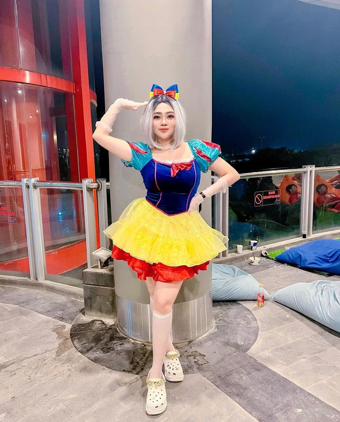 olivia noor olivia noor