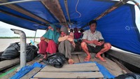 Ini merupakan satu-satunya akses terdekat warga Kecamatan Sadu di Pantai Timur Jambi dan sebagian desa di Kecamatan Nipah Panjang menuju pusat pemerintahan Kabupaten Tanjungjabung Timur.