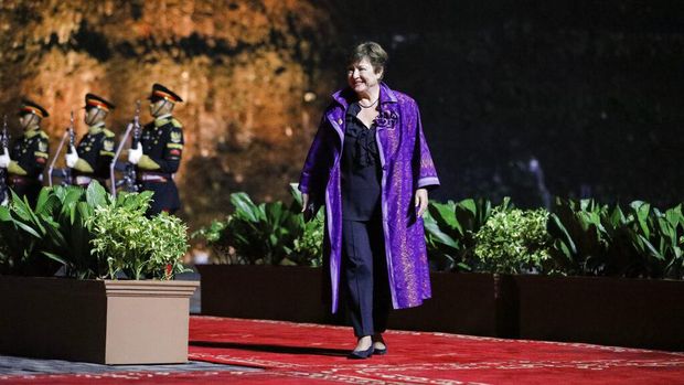 IMF Managing Director Kristalina Georgieva walks at the Welcoming Dinner during G20 Leaders' Summit, at the Garuda Wisnu Kencana Cultural Park, in Badung, Bali, Indonesia, on Tuesday Nov. 15, 2022. (Willy Kurniawan/Pool Photo via AP)