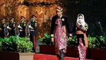 Potret Pemimpin Dunia Pakai Batik Saat Makan Malam KTT G20 Bali