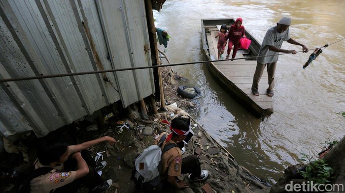 Terkini Dki Anggarkan Normalisasi Ciliwung Rp 469 M Dari Kebutuhan Rp