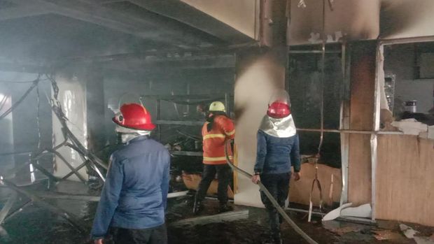 Sejumlah gudang kosong di lantai dasar mal di Lampung dilanda kebakaran. Polda Lampung masih menyelidiki kasus tersebut. (dok Polda Lampung)