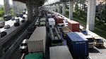 Tol Japek Arah Cikampek Terpantau Macet Siang Ini