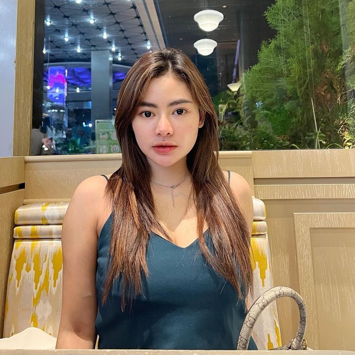 vitalia sesha vitalia sesha