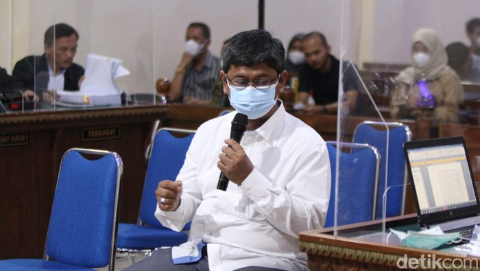 Wakil Rektor II Bidang Keuangan Universitas Lampung (Unila), Prof Asep Sukohar