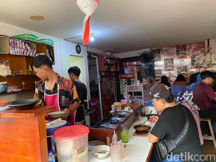 Warkop Galunggung Mang Ade Warkop Galunggung Mang Ade