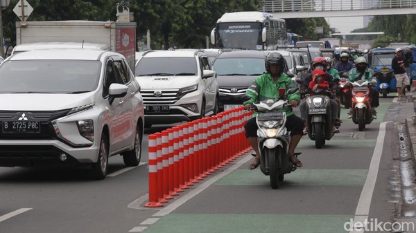 Perhatian, Anggaran Jalur Sepeda DKI Dihapus Tahun Depan