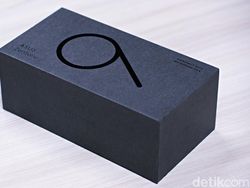 Unboxing Asus Zenfone 9, HP Rp 8 Juta Berbodi Mungil Saingan iPhone 14
