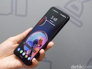 Review Asus Zenfone 9, HP Android Mungil Tapi Gahar