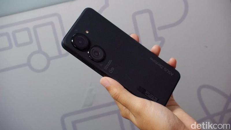 Asus Zenfone 9