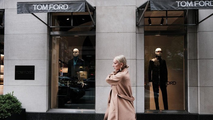 NEW YORK - SEPTEMBER 10: A general view of the Tom Ford appearance at Bergdorf Goodman celebration of Fashions Night Out at Tom Ford Mens Store at Bergdorf Goodman on September 10, 2010 in New York City.