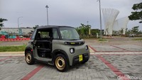 Citroen Ami Buggy merupakan produk super langka. Bahkan, unitnya hanya ada 1 di Indonesia dan 50 di dunia. Foto: Septian Farhan Nurhuda / detik.com