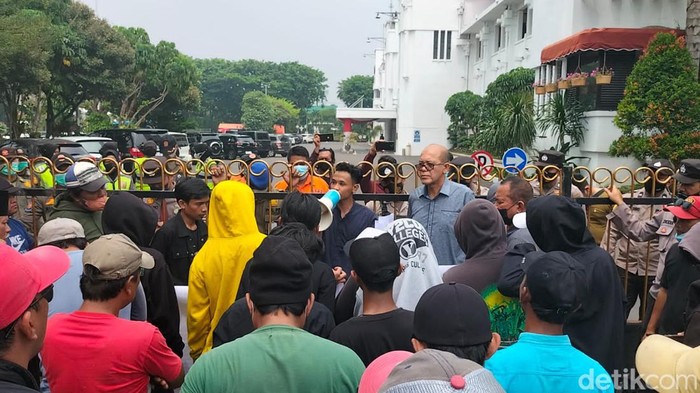 demo konten wawali surabaya armuji