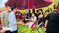 Blusukan Ke Pasar Di Bali, Jokowi: Saya Mau Cek Harga!