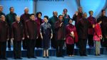 Momen Kepala Negara Kenakan Baju Tradisional Tuan Rumah G20-APEC
