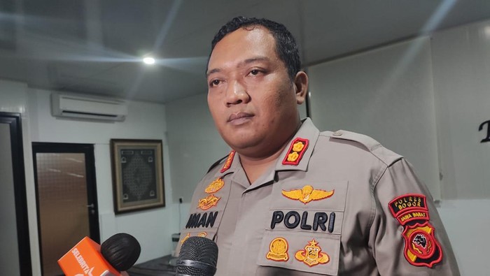 Kapolres Bogor AKBP Iman Imanuddin