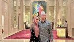 Momen Romantis Kartika Putri dan Suami Kulineran di Kafe dan Warung