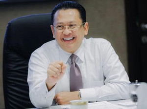 Urgensi Jalan Tengah Perdamaian Dunia