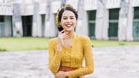 Maudy Ayunda berterima kasih dengan Didiet Maulana sebagai perancang kebaya yang dia pakai, Terimakasih Mas @didietmaulana sudah mewujudkan impian untuk mengenakan kebaya Bali untuk rangkaian kegiatan @indonesia.g20 As always - what a piece of art! Foto: dok. Instagram Maudy Ayunda