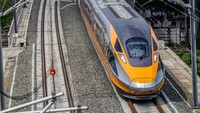 Uji coba Kereta Cepat Jakarta-Bandung dilaksanakan dengan menggunakan kereta inspeksi atau Comprehensive Inspection Train (CIT). Pengetesan ini juga disaksikan oleh Presiden Jokowi dan Presiden China Xi Jinping secara virtual dari ajang KTT G20 2022 di Nusa Dua, Bali. 