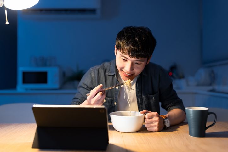 penelitian tentang tontonan mukbang