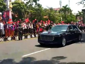 Ratusan Warga Bali Lepas Kepulangan ke China, Xi Jinping Lambaikan Tangan