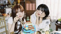 Para member seperti sedang pesta bareng di foto-foto tersebut. Foto: (dok. SM Entertainment)